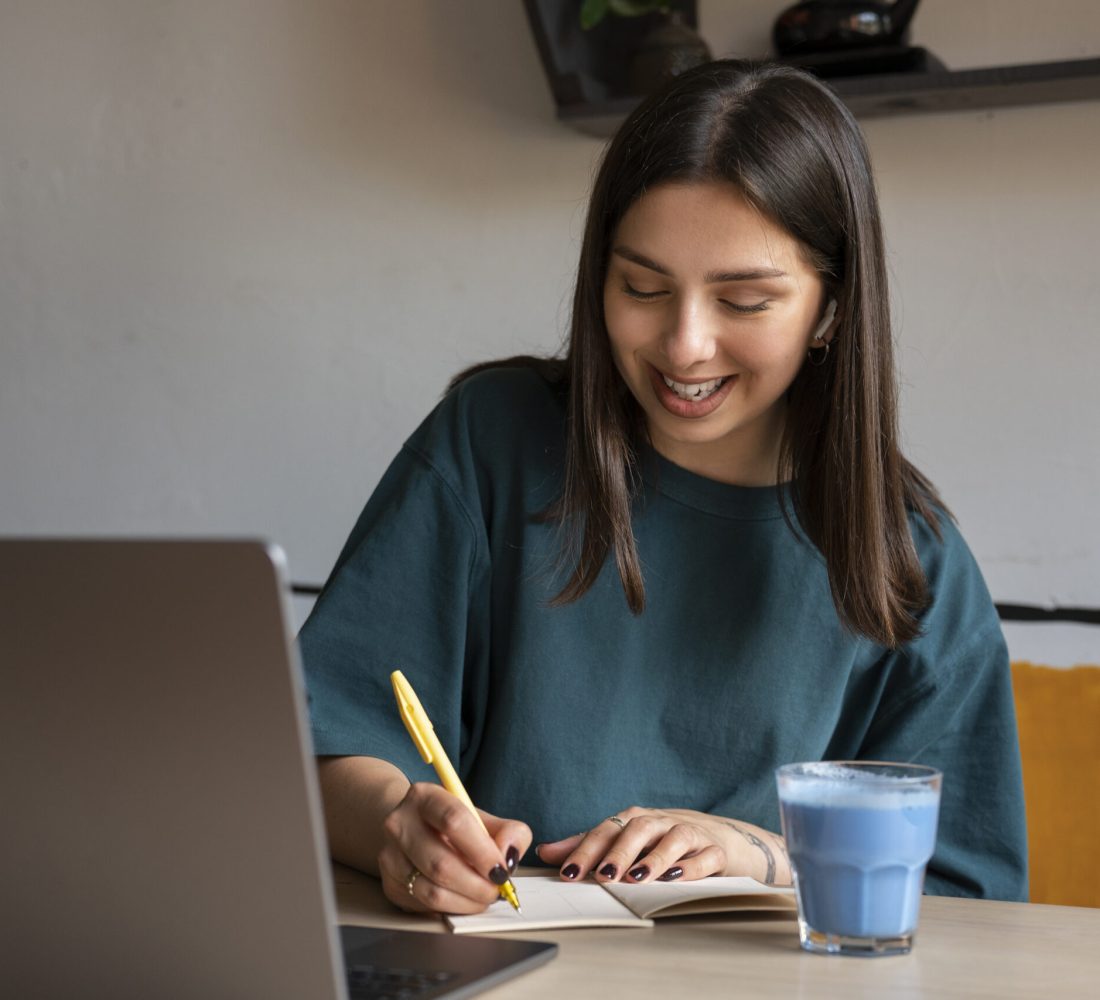 As the leading consultancy in Saudi Arabia, Salford Education delivers a dynamic bachelors degree program that blends academic excellence with practical business skills.